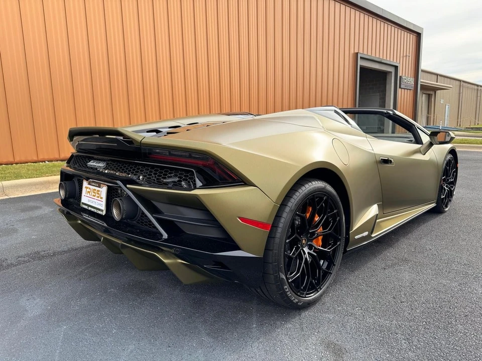 2023 Lamborghini Huracan - Image 6 of 10