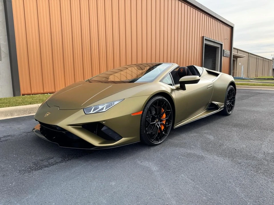 2023 Lamborghini Huracan - Image 7 of 10