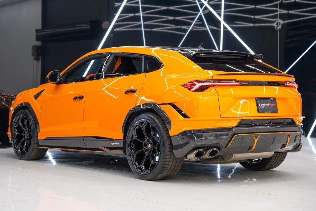 2023 Lamborghini Urus - Image 10 of 31