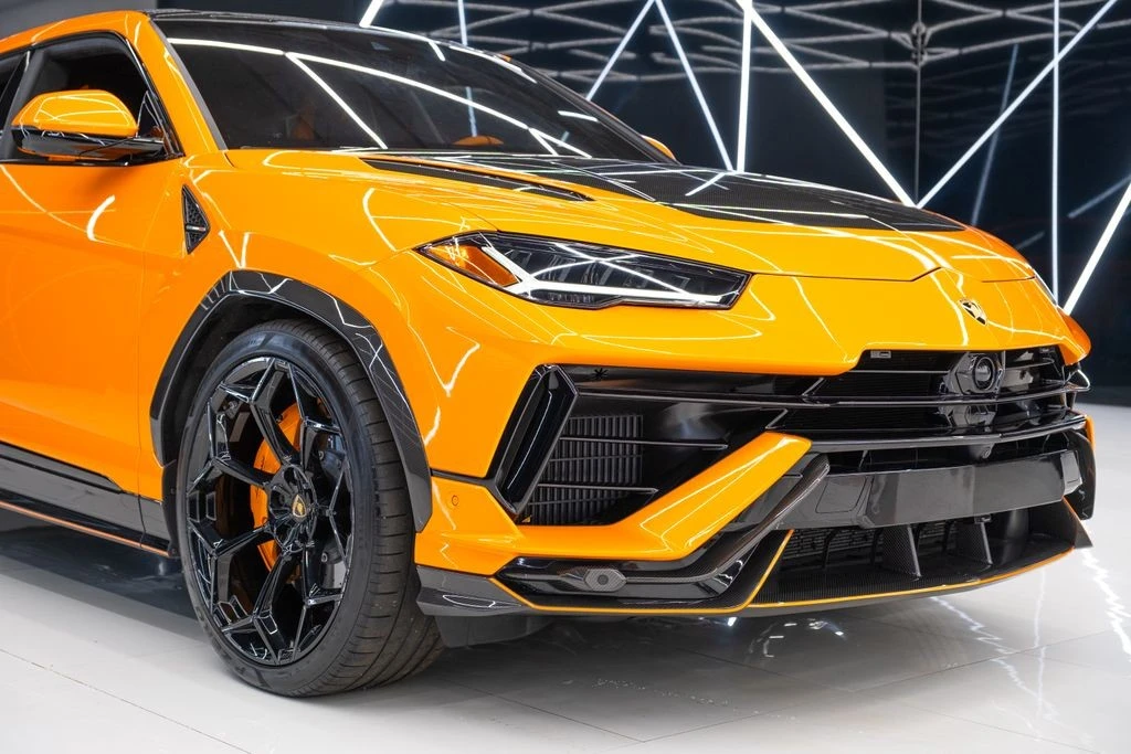 2023 Lamborghini Urus - Image 5 of 31