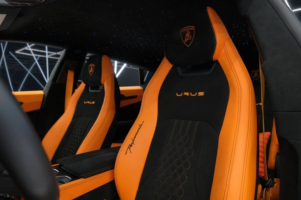 2023 Lamborghini Urus - Image 21 of 31