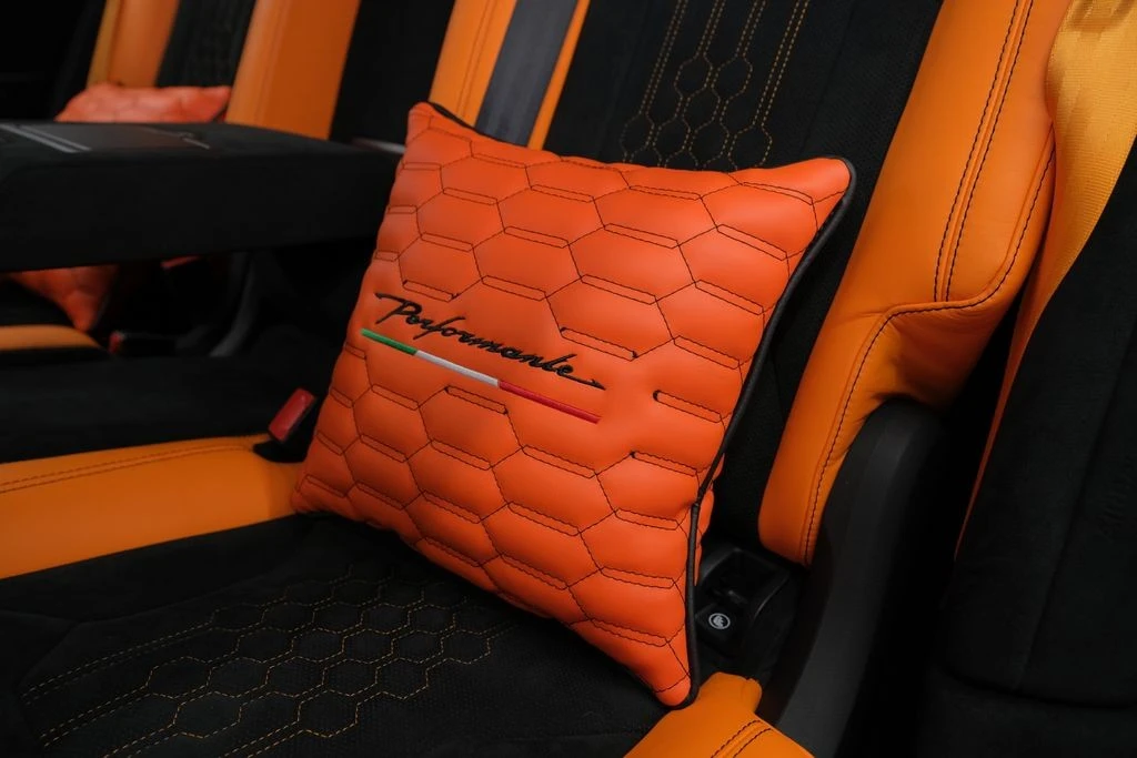 2023 Lamborghini Urus - Image 31 of 31