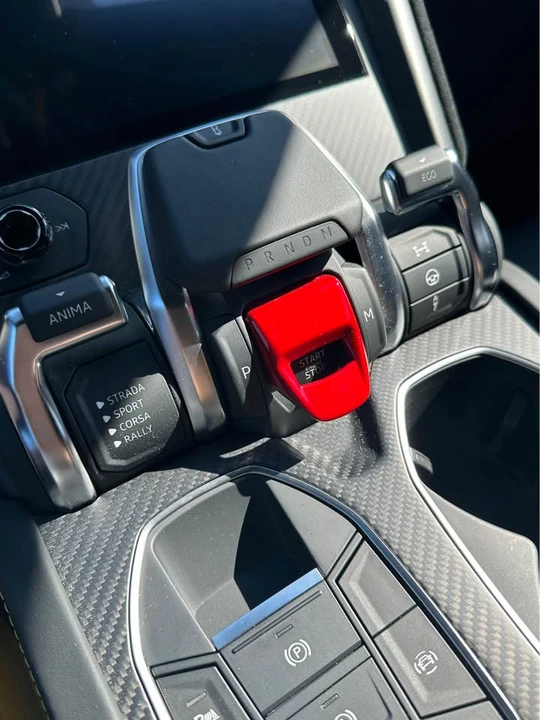 2023 Lamborghini Urus - Image 13 of 14