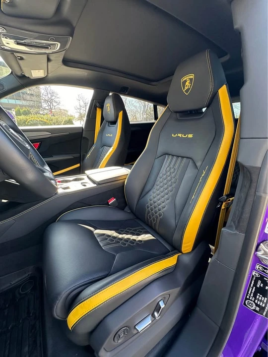 2023 Lamborghini Urus - Image 9 of 14