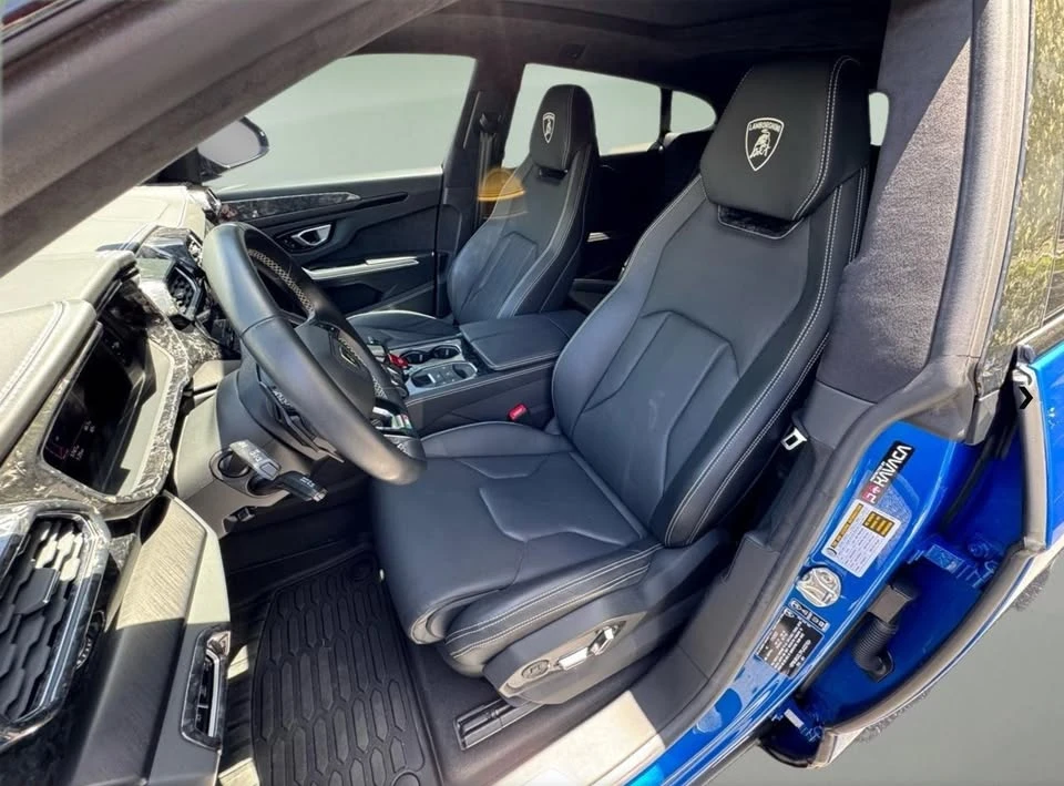 2023 Lamborghini Urus - Image 18 of 19