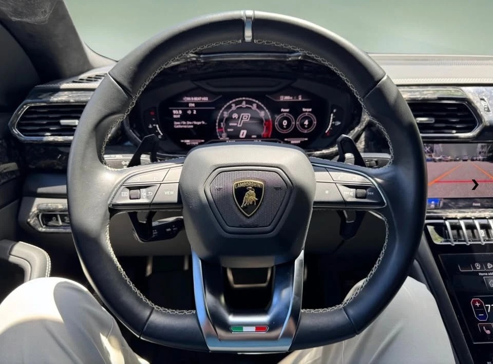 2023 Lamborghini Urus - Image 7 of 19