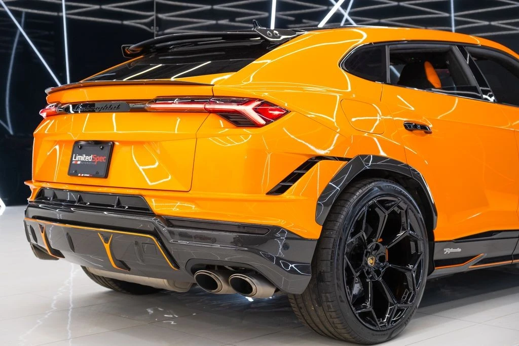 2023 Lamborghini Urus - Image 13 of 31