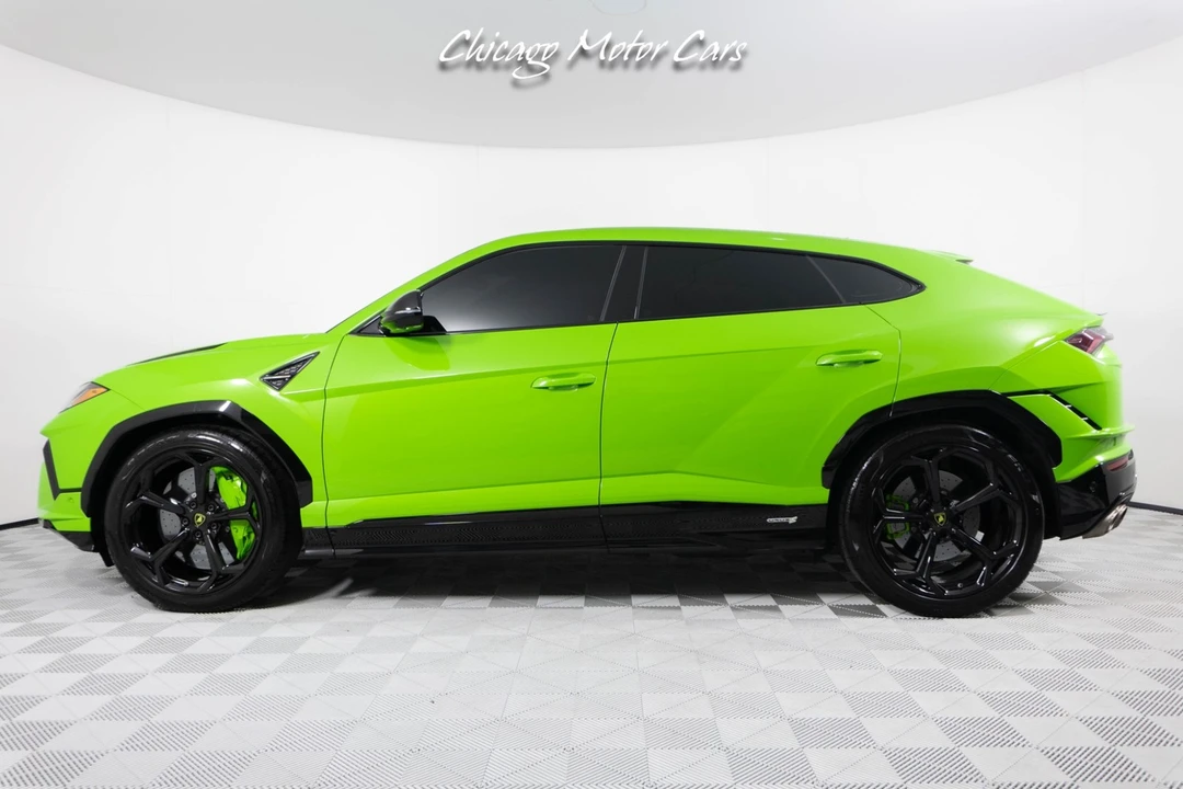 2023 Lamborghini Urus S - Image 2 of 21