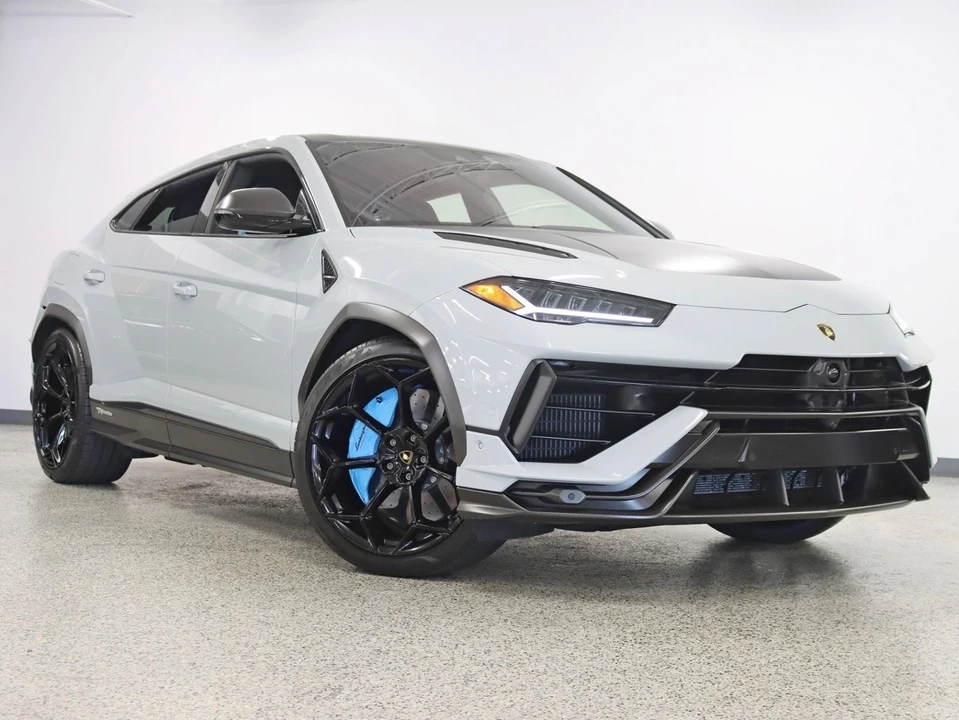 2023 Lamborghini Urus Performante - Image 7 of 21