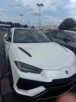 2023 Lamborghini Urus Performante Graphite Capsule