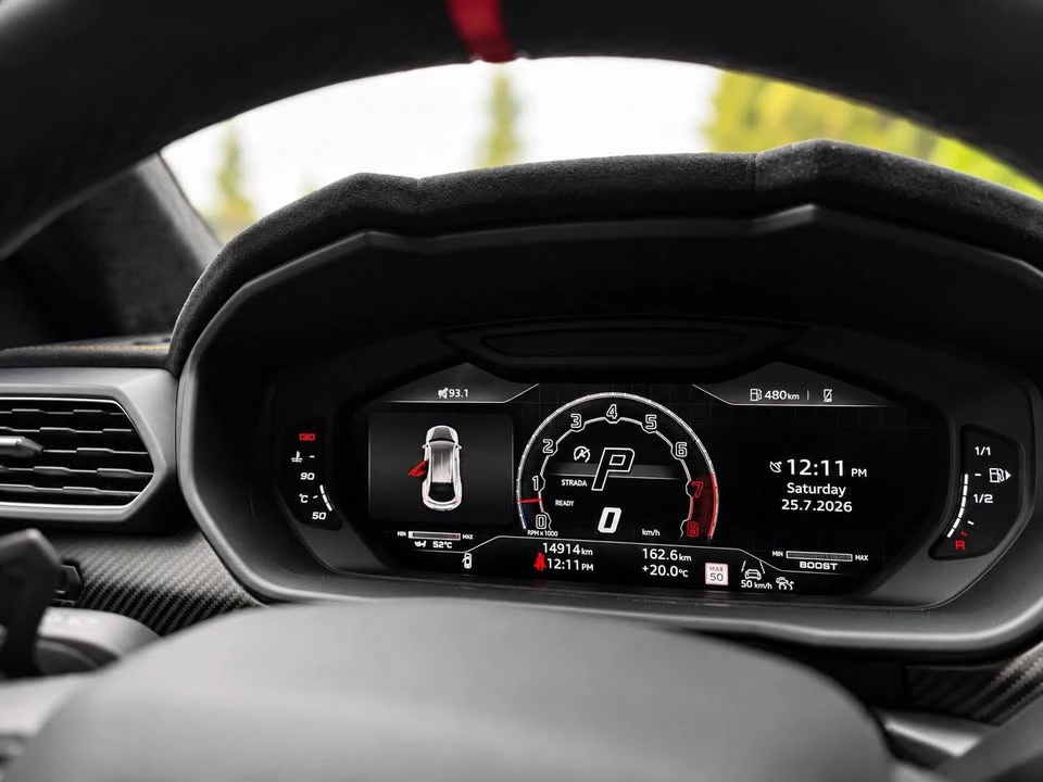 2023 Lamborghini Urus Performante - Image 16 of 16