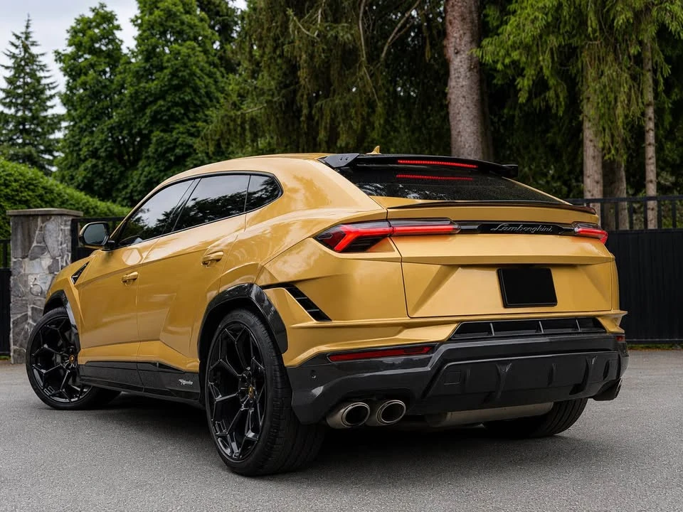 2023 Lamborghini Urus Performante - Image 4 of 16