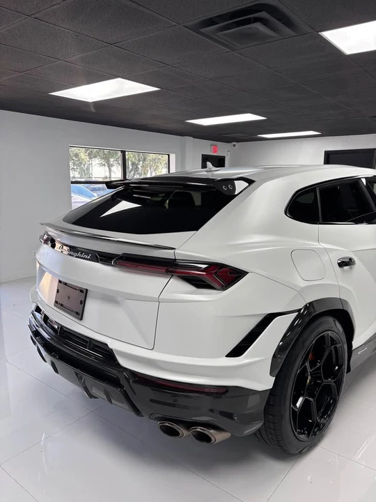 2023 Lamborghini Urus - Image 7 of 14