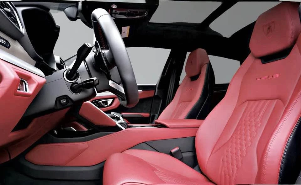2023 Lamborghini Urus - Image 7 of 8