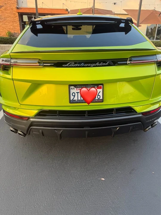2023 Lamborghini Urus - Image 6 of 19