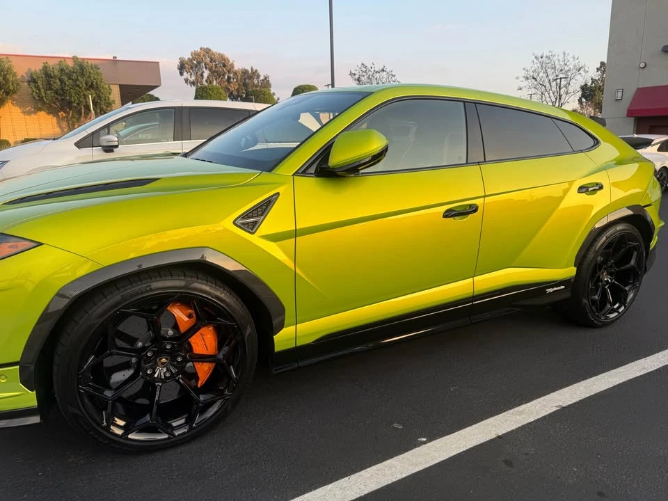 2023 Lamborghini Urus - Image 3 of 19