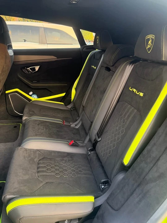 2023 Lamborghini Urus - Image 15 of 19