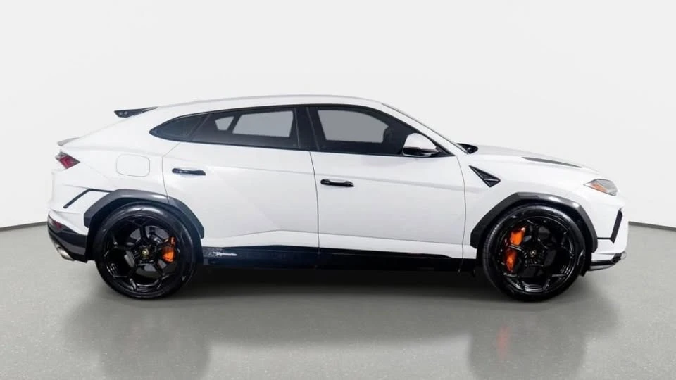 2023 Lamborghini Urus Performante - Image 3 of 20