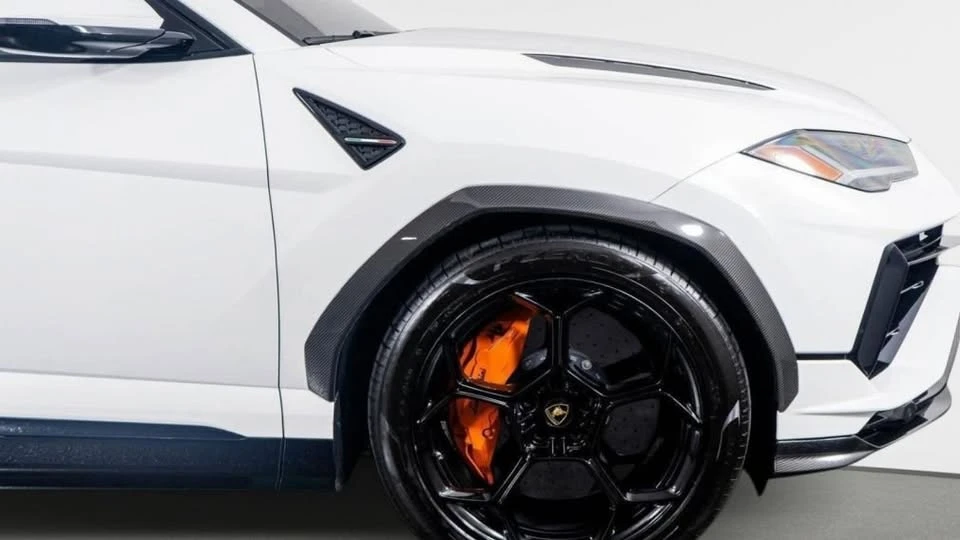 2023 Lamborghini Urus Performante - Image 4 of 20