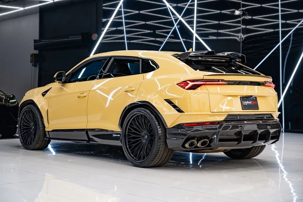 2023 Lamborghini Urus Performante - Image 29 of 31