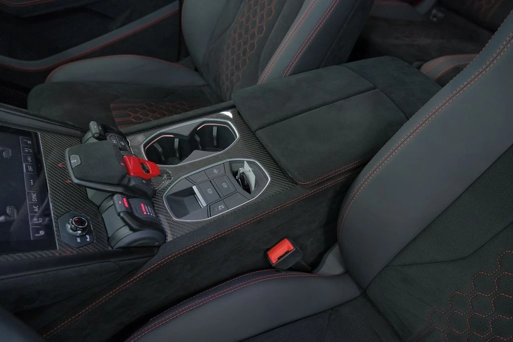 2023 Lamborghini Urus Performante - Image 13 of 31