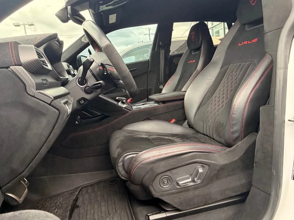 2023 Lamborghini Urus Performante - Image 5 of 21