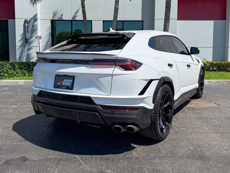 2023 Lamborghini Urus Performante - Image 8 of 17