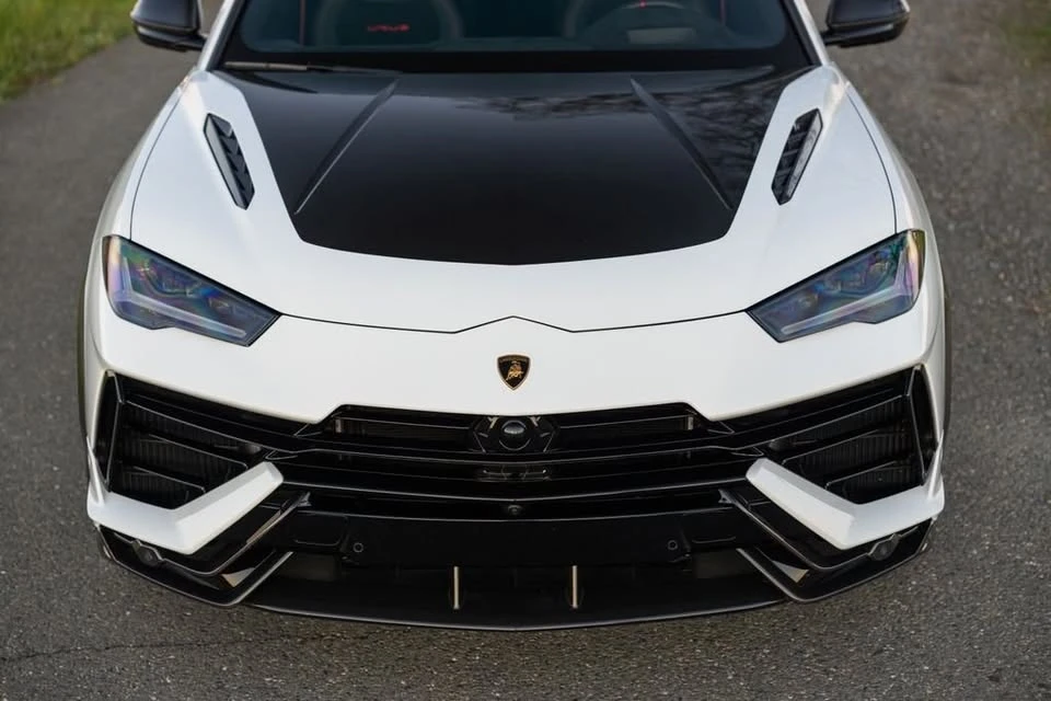2023 Lamborghini Urus Performante - Image 13 of 20