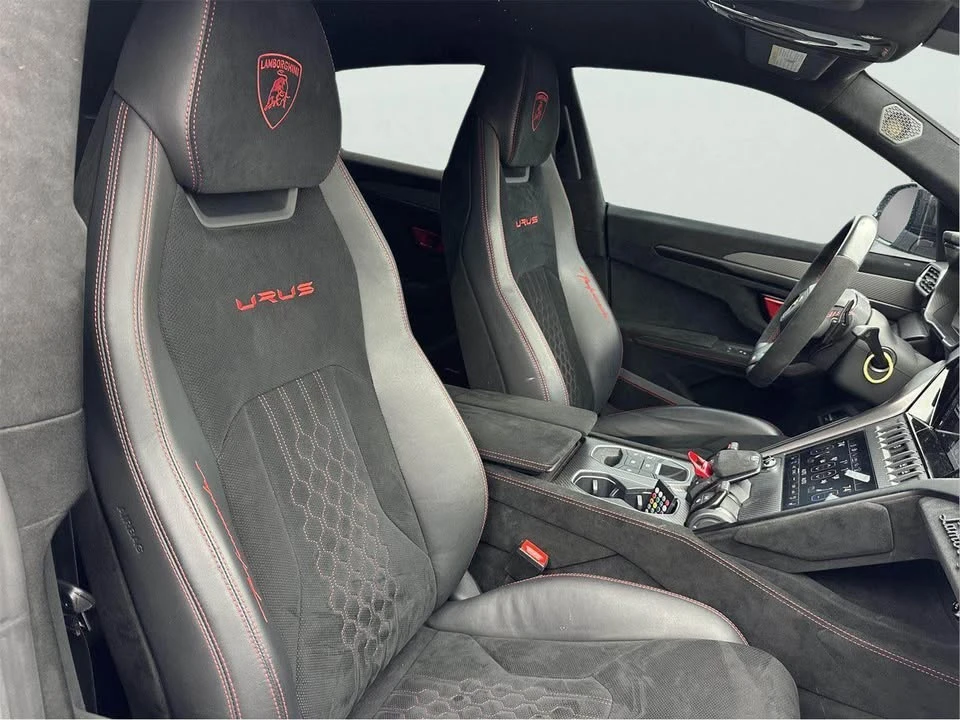 2023 Lamborghini Urus Performante - Image 17 of 20