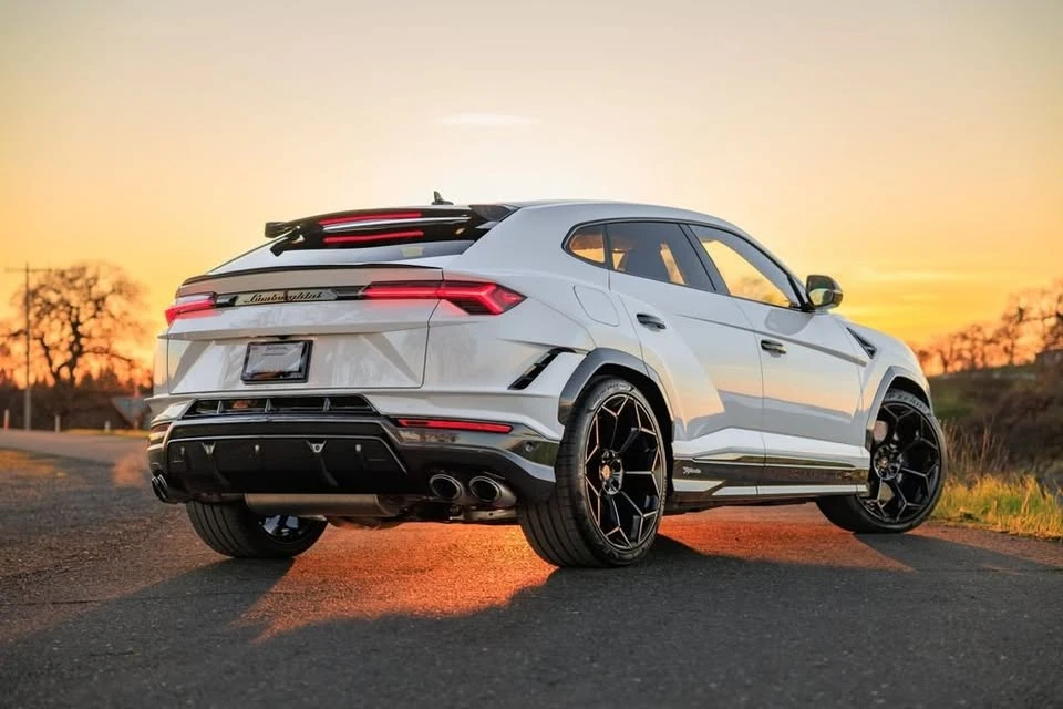 2023 Lamborghini Urus Performante - Image 6 of 20