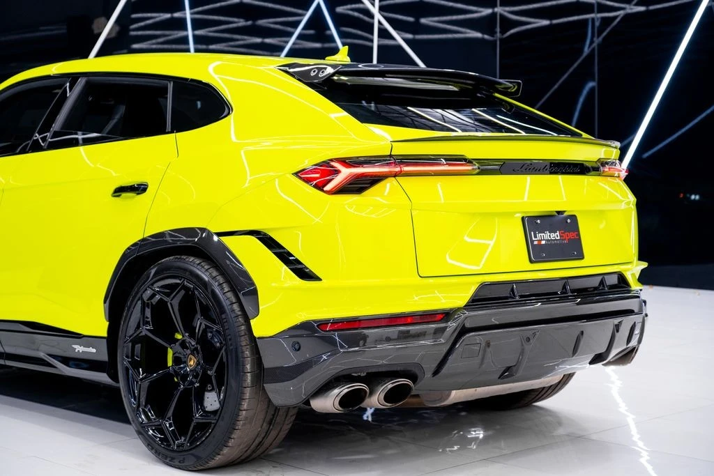 2023 Lamborghini Urus Performante - Image 18 of 21