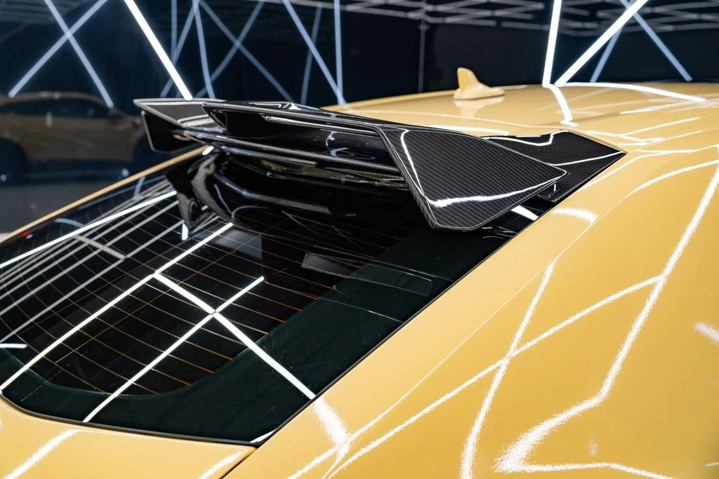 2023 Lamborghini Urus Performante - Image 17 of 31