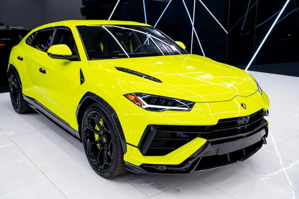 2023 Lamborghini Urus Performante - Image 9 of 21