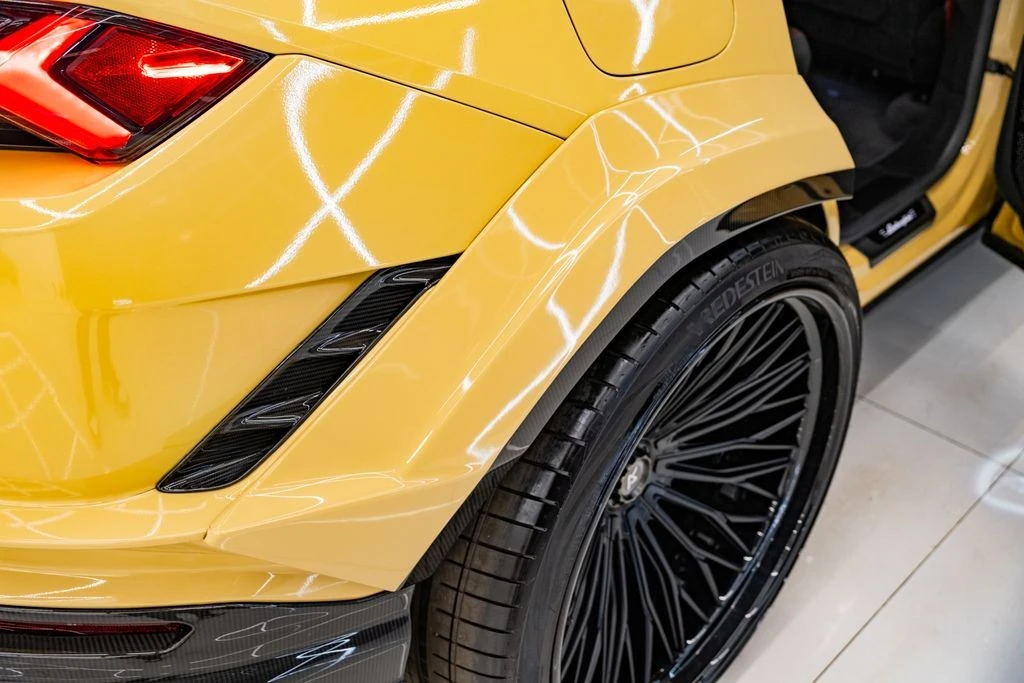 2023 Lamborghini Urus Performante - Image 18 of 31