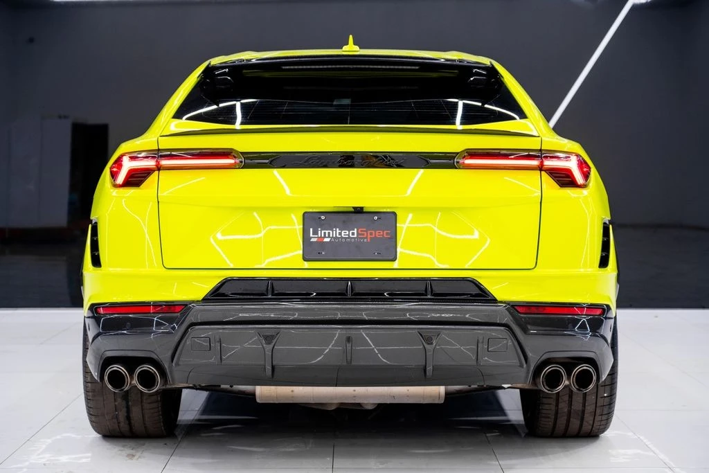 2023 Lamborghini Urus Performante - Image 17 of 21
