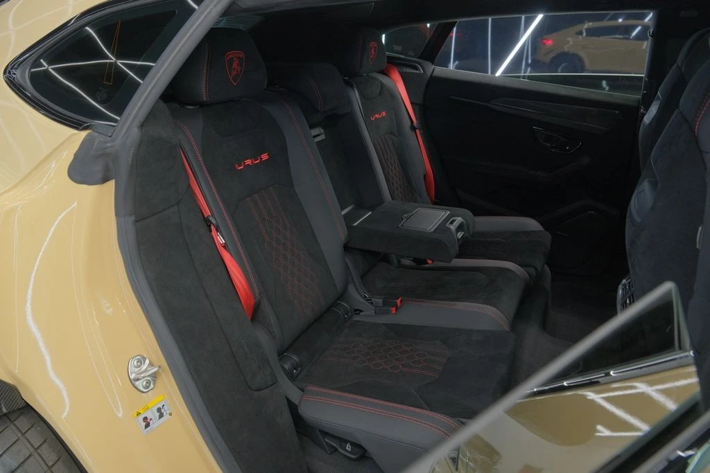 2023 Lamborghini Urus Performante - Image 31 of 31