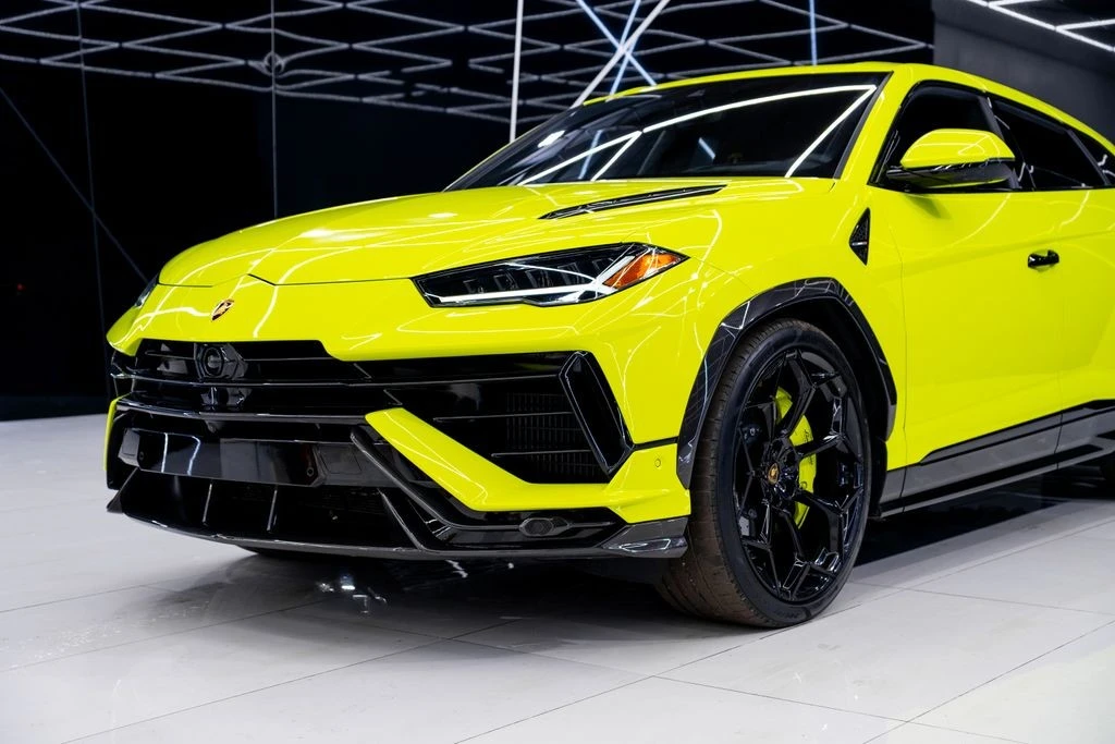 2023 Lamborghini Urus Performante - Image 5 of 21