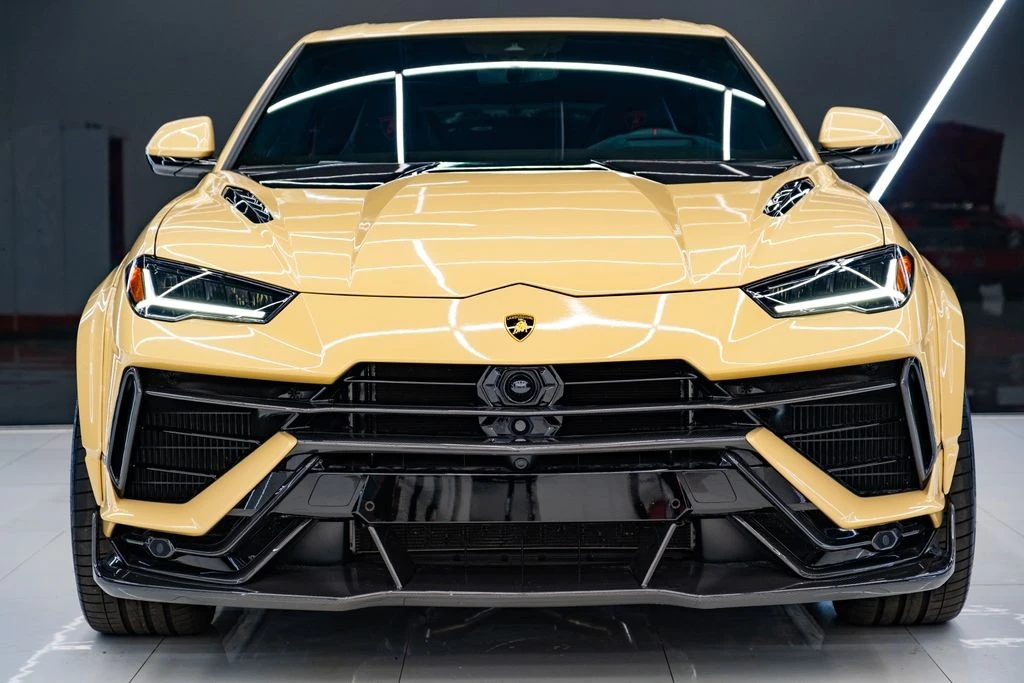 2023 Lamborghini Urus Performante - Image 2 of 31