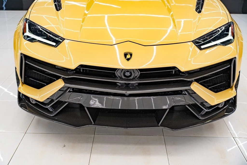 2023 Lamborghini Urus Performante - Image 7 of 31