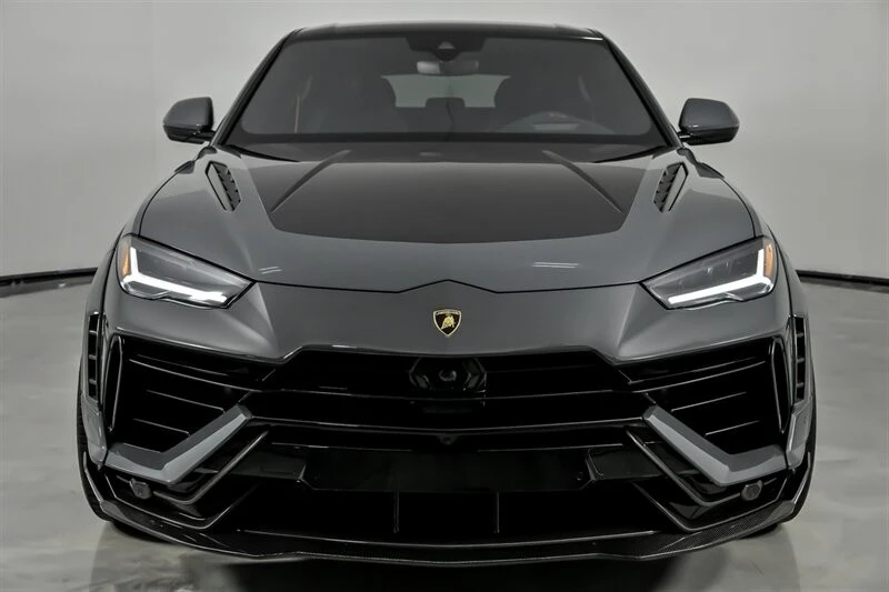 2023 Lamborghini Urus Performante - Image 5 of 12