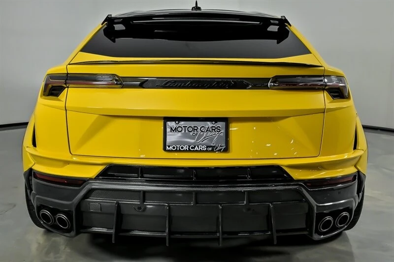 2023 Lamborghini Urus Performante - Image 10 of 31