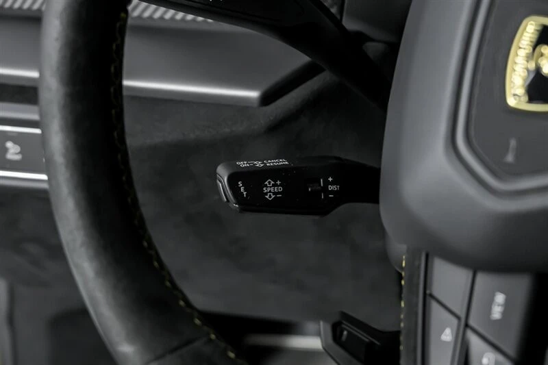 2023 Lamborghini Urus Performante - Image 30 of 31