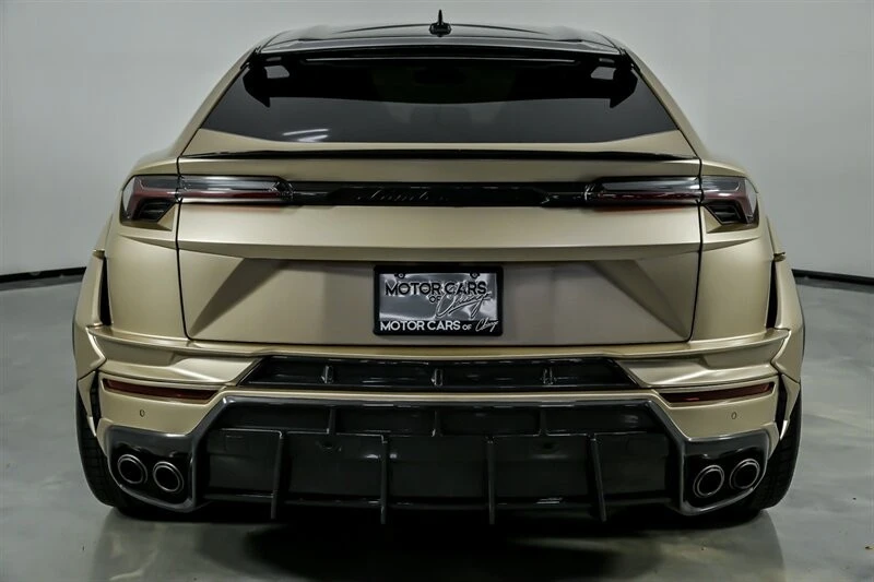 2023 Lamborghini Urus Performante - Image 11 of 31