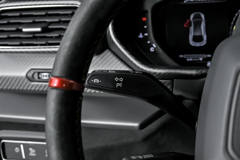 2023 Lamborghini Urus Performante - Image 29 of 31