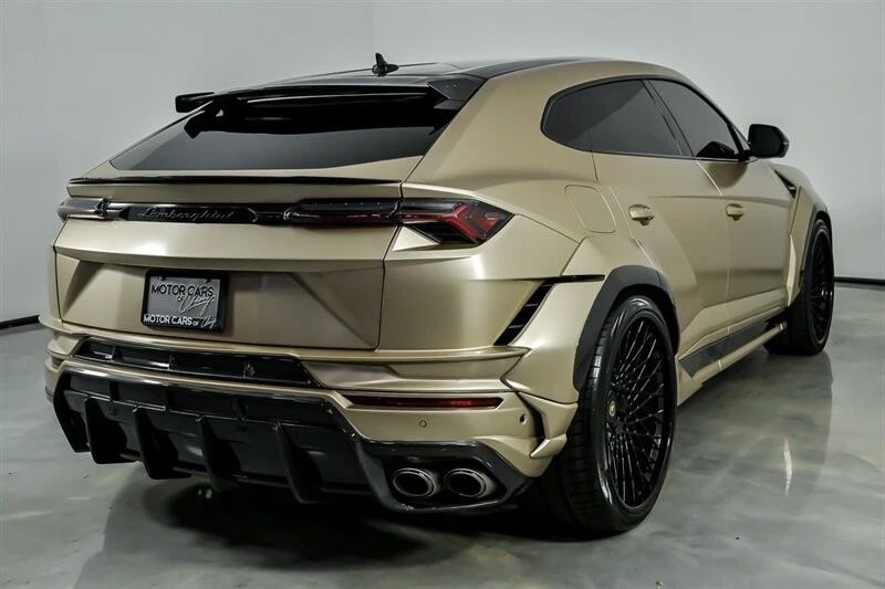 2023 Lamborghini Urus Performante - Image 12 of 31