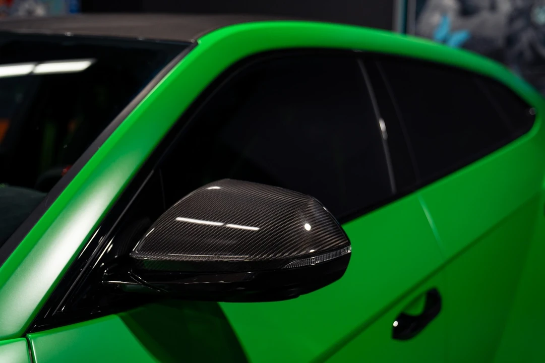 2023 Lamborghini Urus Performante - Image 28 of 31