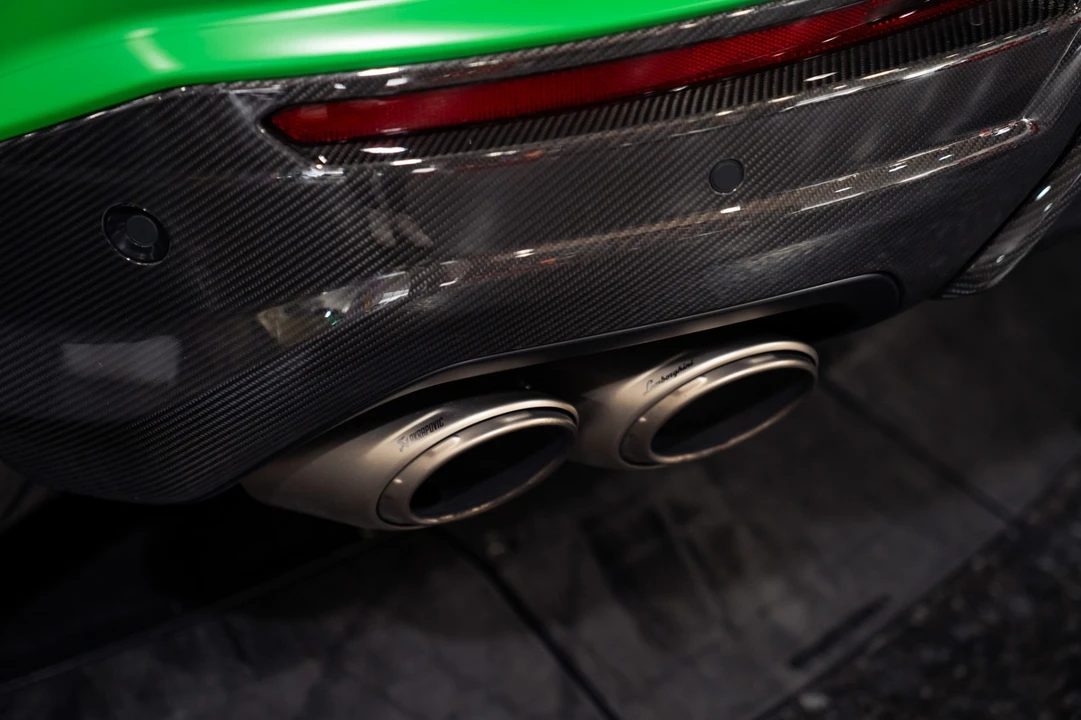 2023 Lamborghini Urus Performante - Image 21 of 31