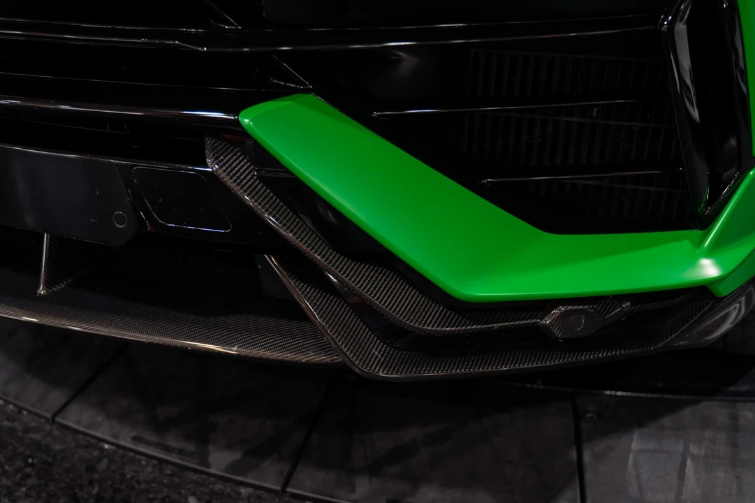 2023 Lamborghini Urus Performante - Image 12 of 31