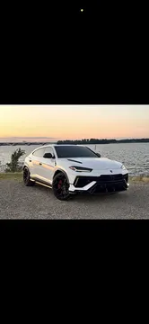 2023 Lamborghini Urus Performante
