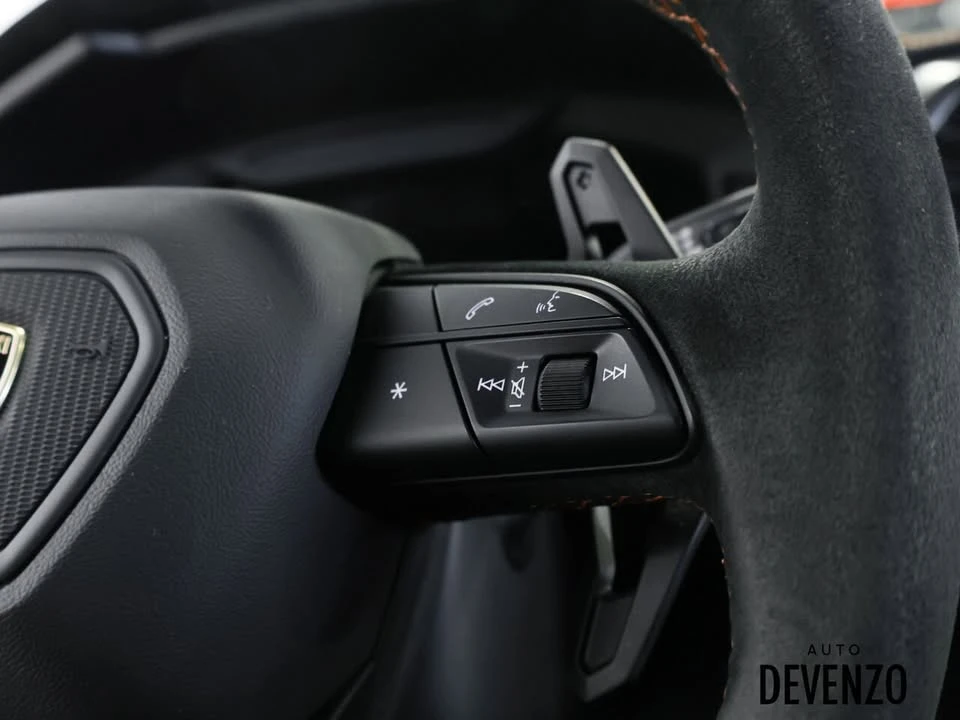 2023 Lamborghini Urus Performante - Image 14 of 18